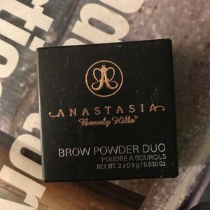 Anastasia Brow Powder - Dark Brown